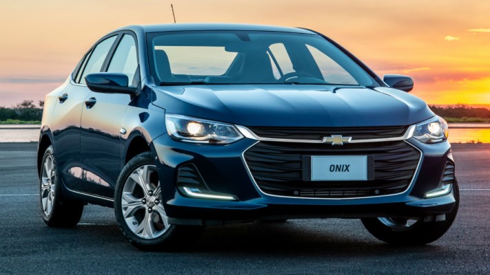 Chevrolet Onix Plus